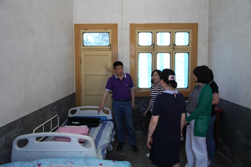 西安市残疾人辅助器具服务中心赴高陵区开展2016年度辅助器具适配人户回访工作