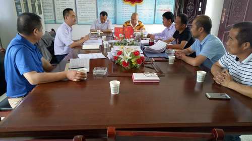 市残联主要领导赴周至县翠峰镇新联村研究落实脱贫攻坚工作