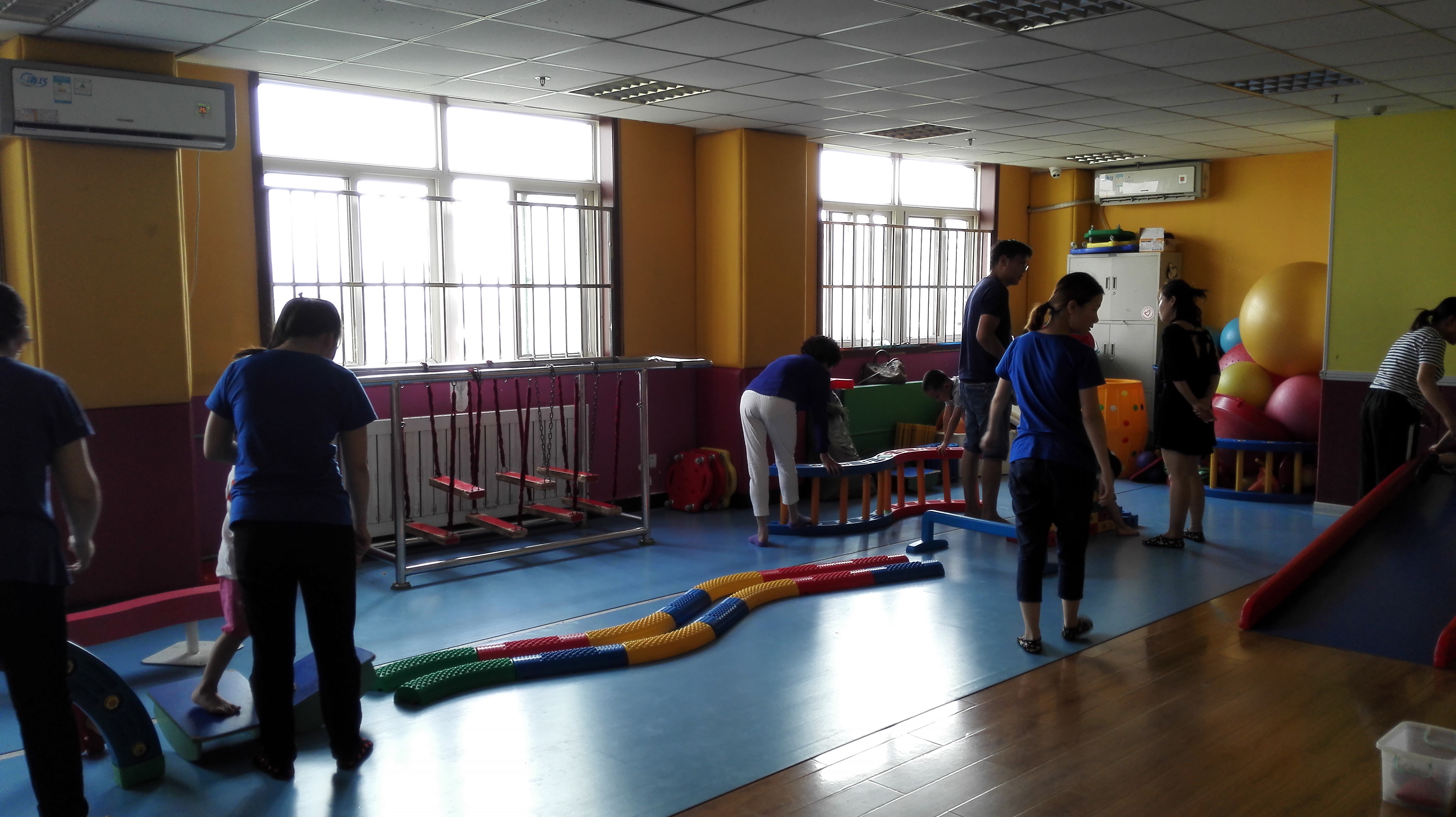 中残联督导调研西安市政府购买残疾儿童康复服务和助残组织培育试点工作