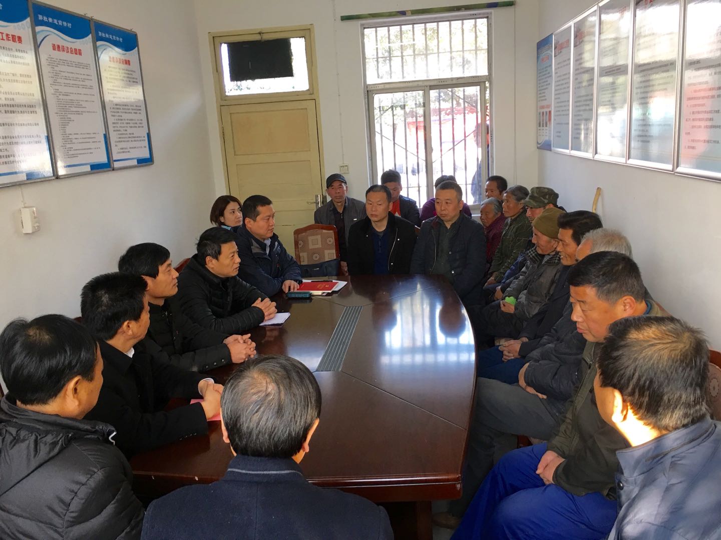 践行十九大  同步奔小康 ——西安市残疾人康复中心党支部专题党日活动