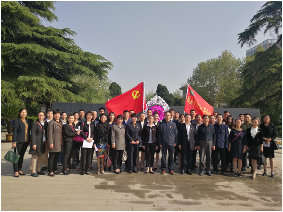 缅怀先烈忆清明  追赶超越当先锋 ——市残联开展“我们的节日•清明节”祭扫诵读活动