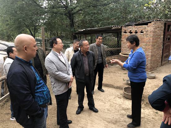 深入一线听心声 探索扶贫新思路