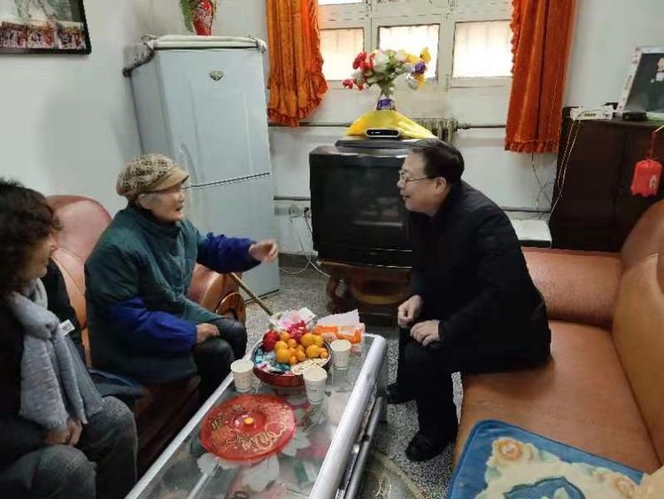 何永国副理事长到长安区、灞桥区走访慰问困难残疾人