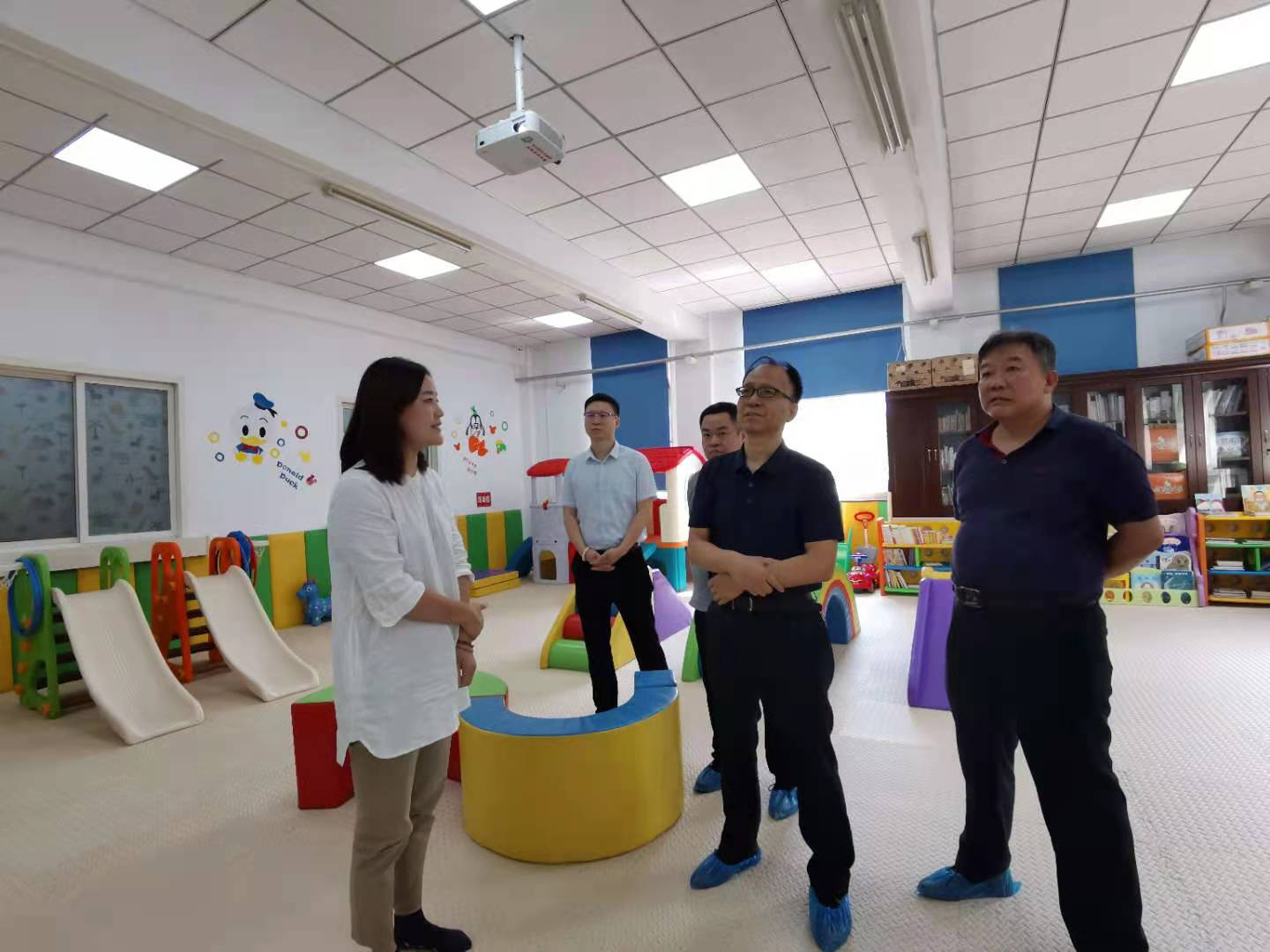 西安市残联副理事长尹绪庄一行调研雁塔区鸿雁社区儿童早期发展（干预）指导中心