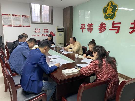 : e5e5f5c28b4225054a3d1acfc99d989