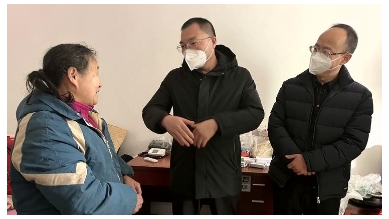 市政府督查专员鲁强一行深入新城区、未央区看望慰问困难残疾人